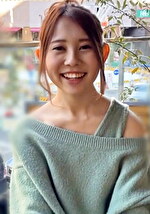 オンナは愛嬌！常にニコニコと満面の笑みの童顔娘をモデルテイでラブホでハメ撮り！カメラを必死で見つめながらの羞恥交じりの快楽SEX！
