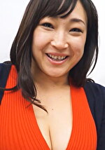 【素人・人妻】不倫大好きなヤリマン美爆乳人妻発見！「旦那とは性の部分では合わなかった」とご不満なので･･･