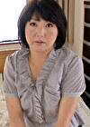 カメラの前でのエッチは初めて!緊張気味のぽっちゃり美熟女のはしたなく乱れる濃厚SEX!
