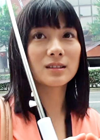 清純派アイドルを夢見る黒髪真面目っ娘をナンパしてなし崩し的にセクシー下着撮影！戸惑いながらも大人のおもちゃでエロスイッチオン！