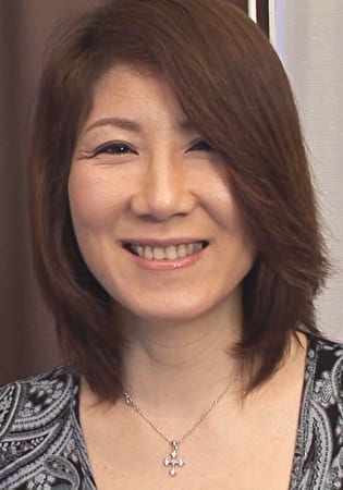 旦那とご無沙汰セックスレスな四十路妻！家庭は円満だけど欲求不満で性欲が爆発寸前！今日は旦那を忘れてガンガン性交！中出しSEX！