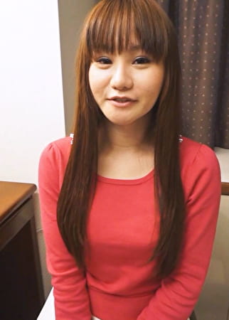 旦那の浮気がバレたのは奥さんとのセックスを拒み続けたからだった様で、そのリベンジで1回だけのAV出演だそうです。関西ご出身のカワイイ関西弁ツルマン人妻さん