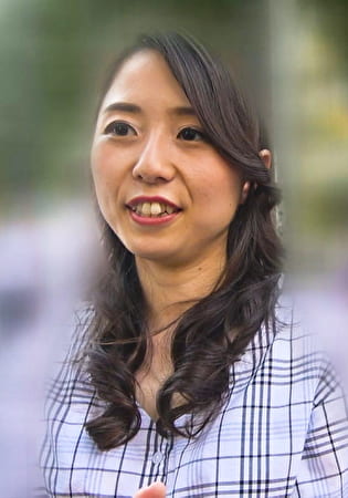 美魔女奥様は欲求不満で感度爆発！色白素肌を赤く染めて感じまくる！