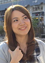 【素人・人妻】ナンパした清楚系可愛い人妻は半年以上セックスレス！欲求不満を解消するように男の上ではねるお尻