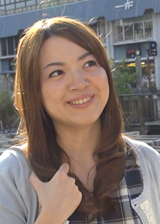 ナンパした清楚系可愛い人妻は半年以上セックスレス！欲求不満を解消するように男の上ではねるお尻