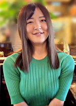 【素人・ハメ撮り】豊満BODYで幸せそうな笑顔でケーキを頬張るゆるふわ娘の剛毛掻き分けハメ撮り激イキSEX！