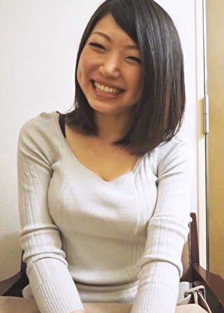 生命保険会社で営業レディーの奥様。実は旦那が早漏で悩んでいるという、そこで･･･遅漏の僕がセックスでのガチイキを体験させましょうか？