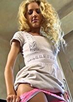 【素人】こんな金髪美女とSEXしてみたい！スレンダー巨乳とエロエロ激ピスSEX！