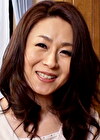四十路の美熟女がプロのメイクでAVデビュー！熟女ブーム！？に乗っかり性欲発散の淫乱中出しSEX！