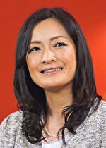 42歳の奥様は欲求不満解消をAV出演で！甘くささやかれながらの愛のあるセックス