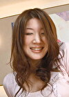 お淑やかで清楚な雰囲気を醸し出す素人奥様！色白で色素の薄い乳首を弱く触るだけでヌレヌレに！海外赴任中の旦那の事は忘れて中出しセックス！