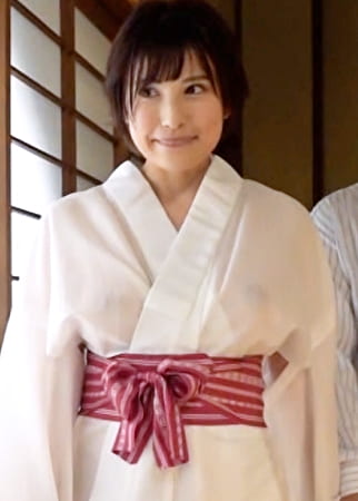 ショートヘアーの笑顔が可愛い巨乳美熟女ソープ嬢と極上中出しプレイ！これが本気の桃源郷！