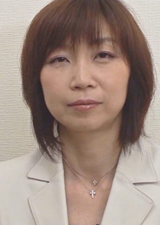 熟女系風俗で働くキレイ目バツイチさん！これぞ本物と言わんばかりの絶品技を披露したら吸い付くような肉壺で肉棒を刺激して生中出し！