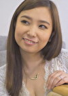 継母のイタズラ！父の再婚相手とこたつの下で触り合う乱れた関係！