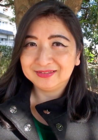 人に見られるSEXがしてみたい！と大胆発言の好きモノ素人熟女の人生初AVx孕ませSEX！