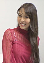 恥ずかしいけど気持ちいい！スレンダー巨乳奥様の艶かしい日焼けあと！｜日焼け