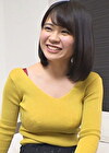 愛嬌たっぷりのショートカット奥様は電マがお好き！溢れる愛液でシーツにシミが！