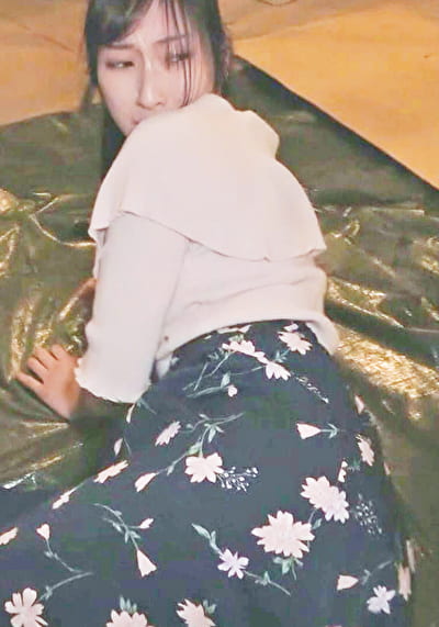 闇の工業地帯！廃工場に連れられてきた色白スレンダーの悲劇！