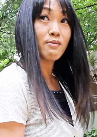 よくエロそうと言われるけどほんとにエロいんです。密着セックスがしたくて嵌め撮りAVに応募して来た黒髪巨乳熟女の濃厚淫乱SEX！