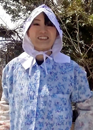 離婚後に独り身で田舎暮らしを満喫してる美熟女さんがひと肌恋しくAV出演！カメラの前で嬉し恥ずかし官能SEX！