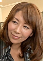 童貞と聞いて目の色を変える痴女女医の変態淫乱治療で童貞狩り！