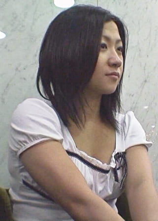 旦那様ごめんなさい。可愛い奥様をナンパしたら、まさかの成功しちゃいました！アイドル顔負けのルックスをもつ若妻さんと中出しセックス！