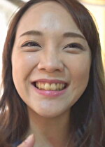 笑顔が可愛いノリのいい人妻の魅力！男もうなる下品で献身的な舌遣い！