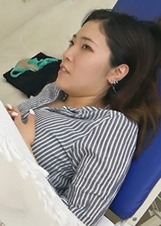 クパクパ開いて中まで触診！やりたい放題の悪徳エロ産婦人科医！