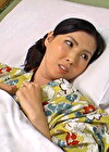 「どっちの気持ちの方がいか、気持ち良くした方が勝ちね！」と勝負を持ち掛ける美熟母と禁断の快楽中出しSEX