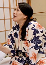「何回でもできるよ、ほら！」ヤリタイ盛りの愚息の肉棒に翻弄される豊満ボディの五十路熟母！｜豊満