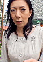 ごく普通の奥さんに昼ドラの試写とナンパして烈にエロい映像を見せてみたら・・・。むっつりスケベな清楚系奥様と3P中出しSEX!