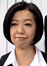 「社長それは･･･」と言いながらもアソコを濡らす女の性。残業時間の快楽セックスミーティング！