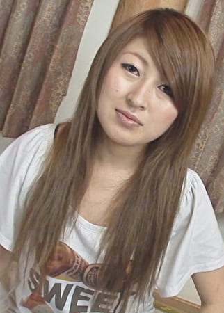 JDは遊びにおシャレにお金がかかる！経験人数は1人だけの金髪ギャルとパパ活SEX！