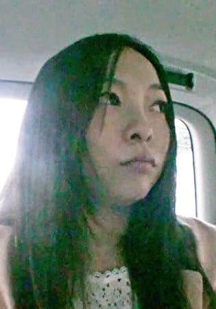 結婚2年目の奥さんに下着見せて!とナンパしてスタジオで淫乱ドスケベ乱交中出しセックス!