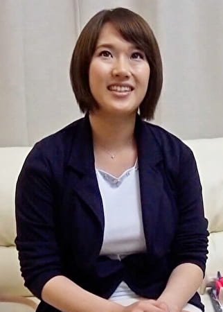 健康器具のモニターとナンパされたHカップの巨乳若妻さん。ディルドマシンのモニターで我慢できずに嵌めまくりでイキまくり！