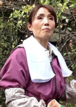 地方の山間部の田舎で暮らす熟女が刺激を求めてAV出演！あまりの興奮にカメラの前で痴態を晒しイキまくる！