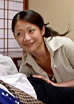 のどかな温泉旅館の色っぽい未亡人女将の妖艶色情ポルノドラマ。