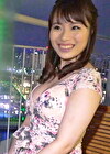 非モテの男性の相談にガチで親身に乗ってくれる神対応のEカップ女神。恋愛相談に乗っているが、いつしか恋愛が芽生えて、イチャラブセックスへ。彼女の圧迫スパイダー騎乗位は必見！