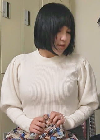「旦那に言わないでくれますか？」裏取引で身体を差し出すFカップ巨乳妻！