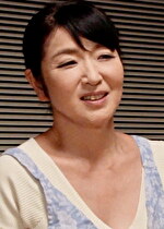 お母さんが欲求不満で台所でオナニー！？悶々とする愛息を優しく癒す熟母と禁断の中出しセックス！