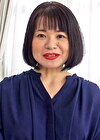 旦那と長いセックスレスの末エッチに目覚めた遅咲き熟女さんがAV出演で味わう烈な快感に翻弄されながらもイキまくる初撮り中出しセックス！