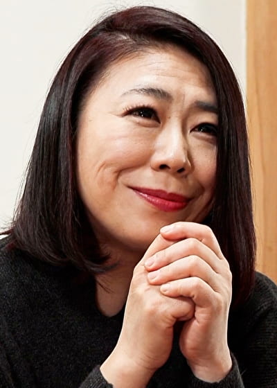 愚息を残して家を出た償いに何でもするから!久々に会った母さんの言葉に欲望の糸が切れた愚息・・・母との禁断の中出しセックス!