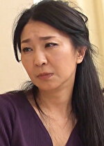義母の自慰行為を見てしまった娘婿は・・・。清楚なスレンダーな黒髪義母と禁断の中出しセックス!