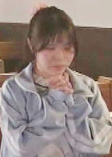 性なる棒で絶頂を！罪深き哀れなスレンダー女性に性職者が与える恍惚の許し！