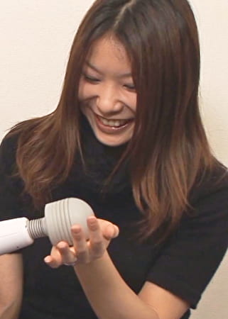 玩具大好き!肉棒大好き!今日は欲望のままに不倫します!エッチな奥様と中出しSEX!