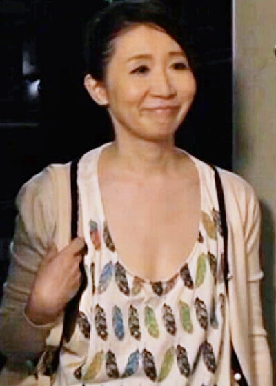 一人暮らしの愚息を心配して突然来てくれたお母さんがエロ過ぎて・・・家族だから見せる無防備なお母さんに発情する愚息と禁断のセックス