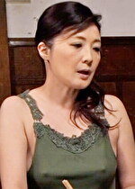いつも清楚なお母さんも性欲が溜まる！？見かねた愚息は、お母さんを組み敷き欲望のままに求めあう！