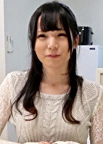 結婚したと言う倅の家に挨拶に行くと・・・出迎えてくれた奥さんが倅で・・・???卒倒する母と思わずムラムラする父、肉欲セックスに溺れる変態家族。