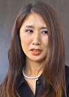 夫の葬儀が終わった後、義兄から借金の返済を求められ･･･抗えない熟れた敏感なカラダの美しき未亡人は、遺影の前でイキまくる！