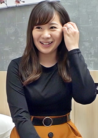 パチスロにボロ負けした奥様に、AV出演交渉！欲求不満な奥様は、敏感マ●コで大量お漏らし！ギャラ欲しさにチ●ポ咥えて中出しまで！！